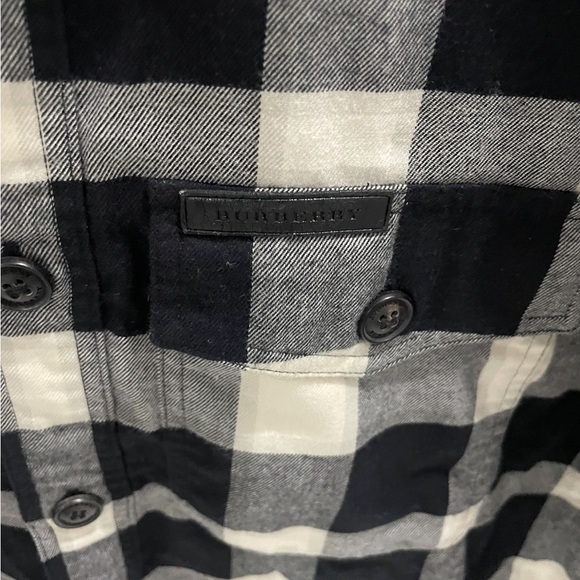 Burbeery plaid shirt - Picture 2 of 5